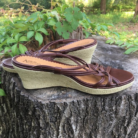 Clarks Artisan Collection Leather Wedge Sandals size 10M - Picture 2 of 5